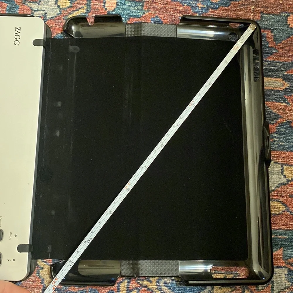 iPad ZAGG Keyboard Folio